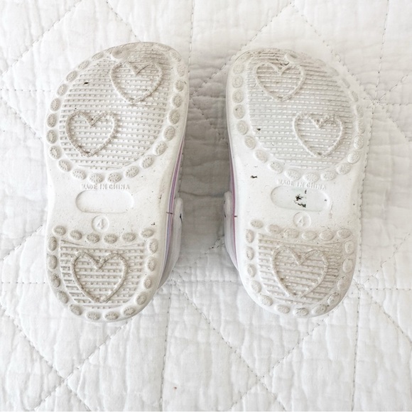 KOALA KIDS Baby Girl Sandals White Pink Butterflies Cutout Hearts 4 - Picture 5 of 6